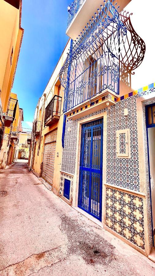 مازارا ديل فالو Sant'Agostino Suites & Rooms المظهر الخارجي الصورة